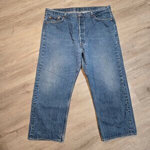 Vintage Levi's 501 Made in USA Jeans 501-0000 Size W44 L25 Adjusted Inseam